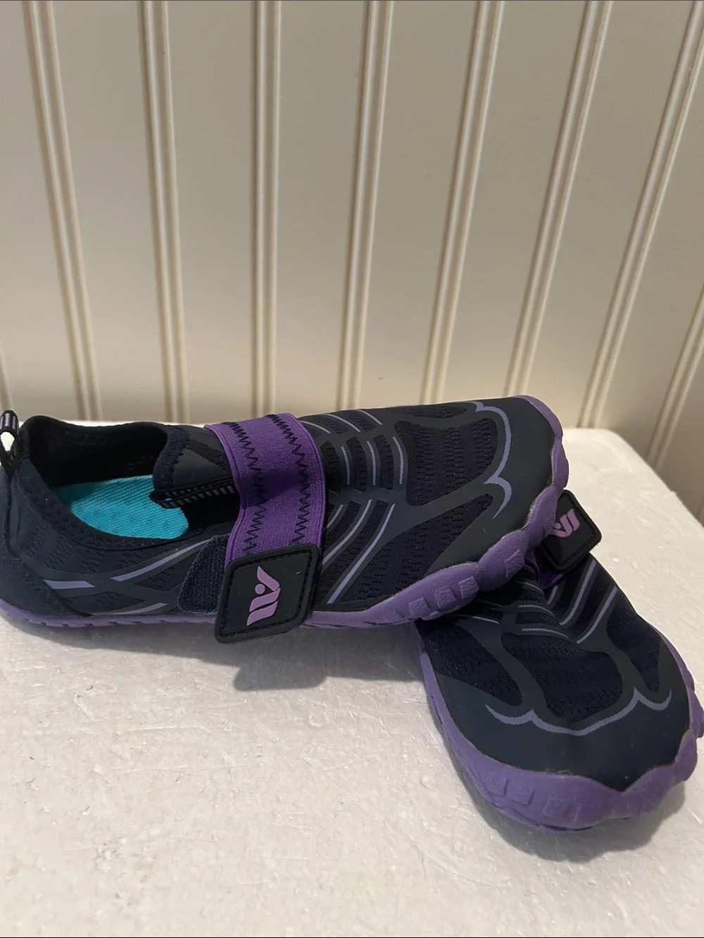 Merence Kids SlipOn Water Athletic Shoes Comfort Strap size 2 (33)Black Purple